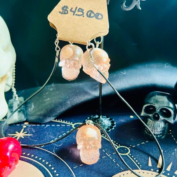 Handcrafted Jewellery Transparent Skull Resin Earrings & Pendant Necklace Set - Picture 1 of 6